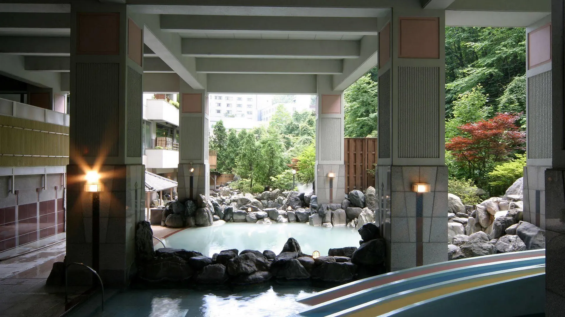 Ryokan (tradycyjny japoński pensjonat lub zajazd) Hotel Mahoroba Noboribetsu